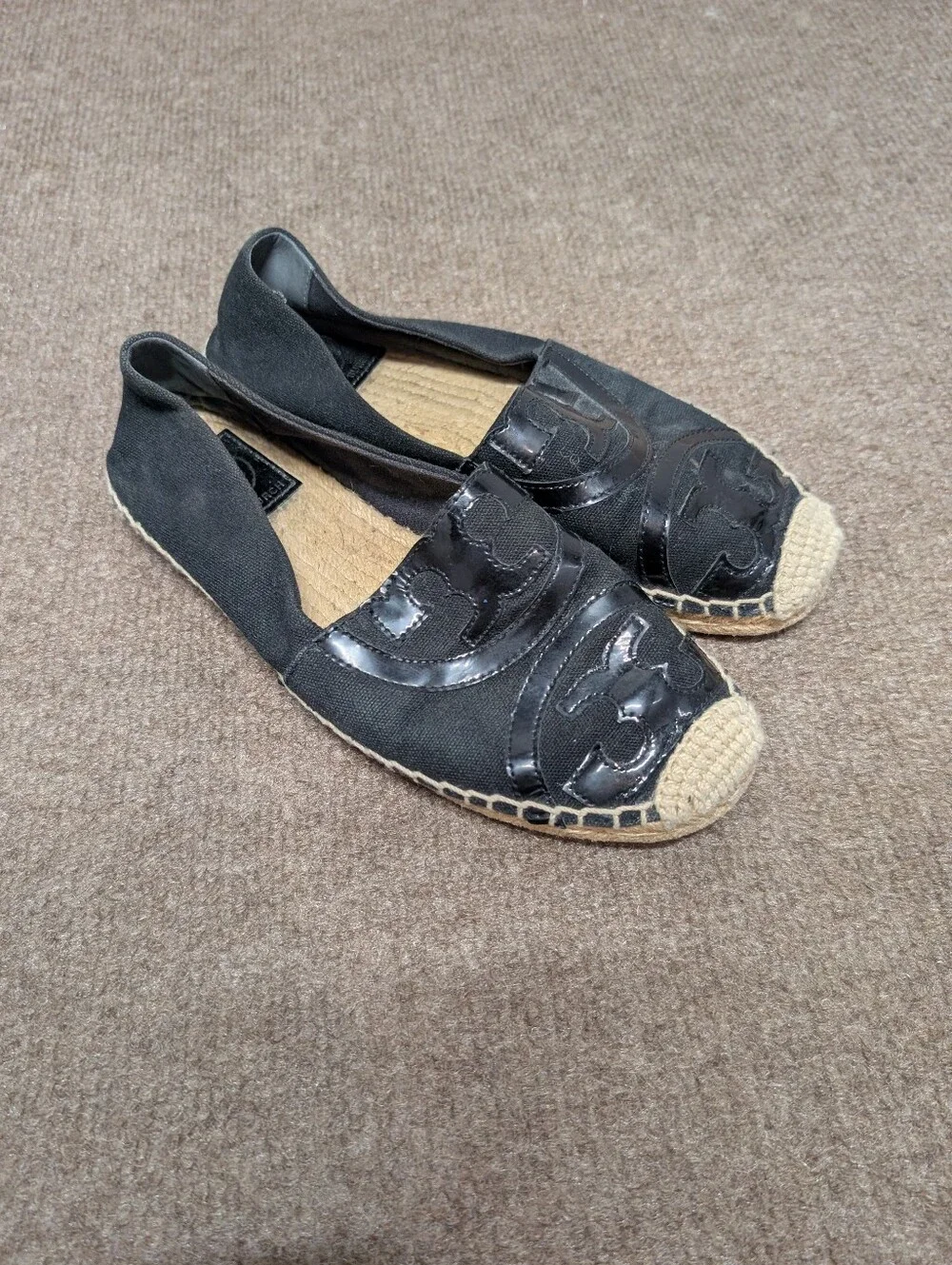 TORY BURCH Black Canvas Espadrille Patent Leather Poppy Flats (Size 6)